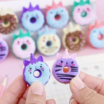Pacote com 6 Mini Borrachas Donuts Desmontável Kawaii / PAPELARIA