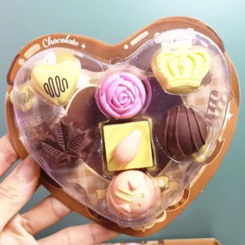 Kit com 7 Pçs Borracha fofinha em formato Chocolate Coração Presentes Realidade Simulação
